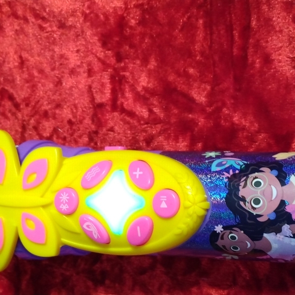Disney encanto bluetooth microphone - Picture 5 of 5